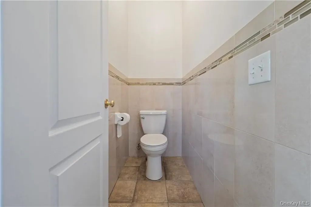 3307 Parkview Drive Spring Valley NY 10977