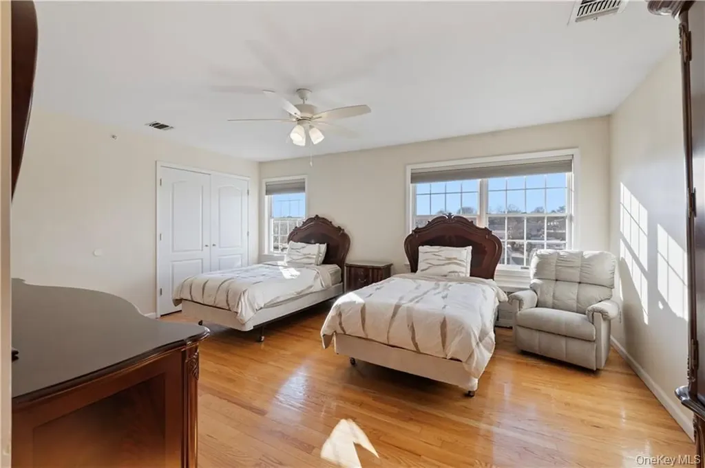 3307 Parkview Drive Spring Valley NY 10977