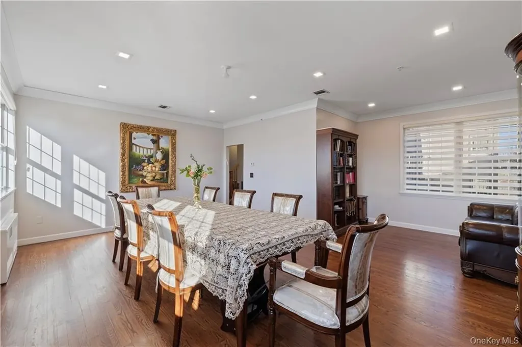 3307 Parkview Drive Spring Valley NY 10977
