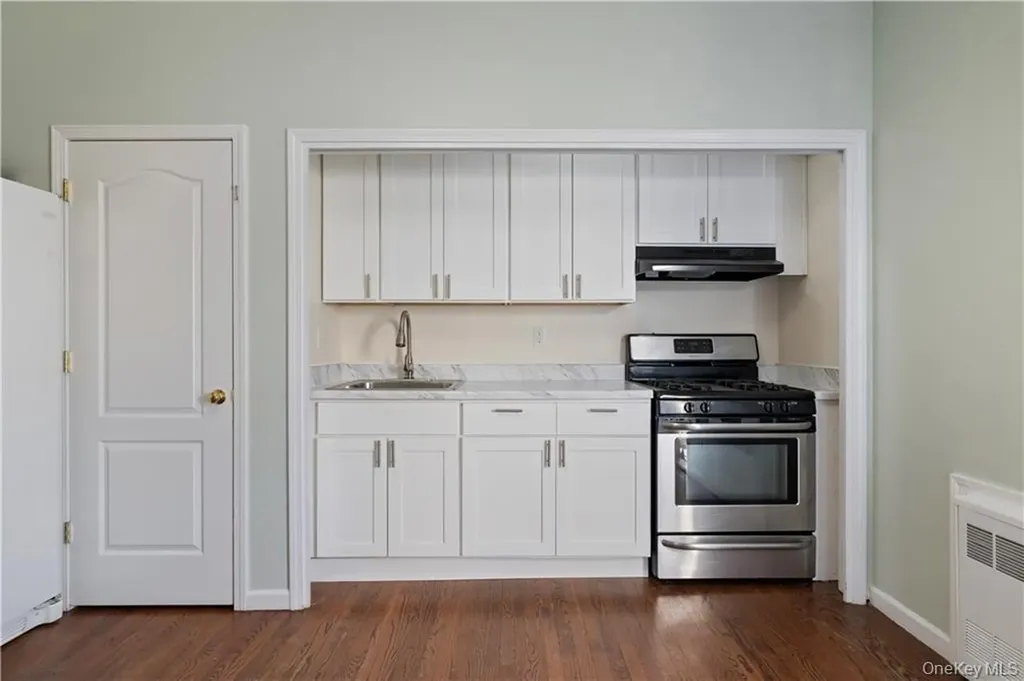 3307 Parkview Drive Spring Valley NY 10977