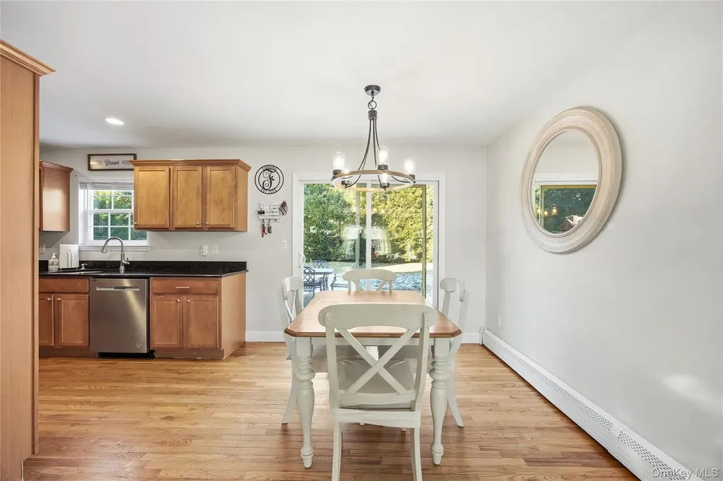 147 Ruth Street West Islip NY 11795