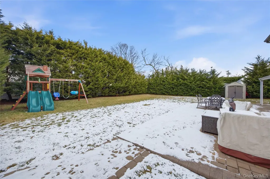147 Ruth Street West Islip NY 11795