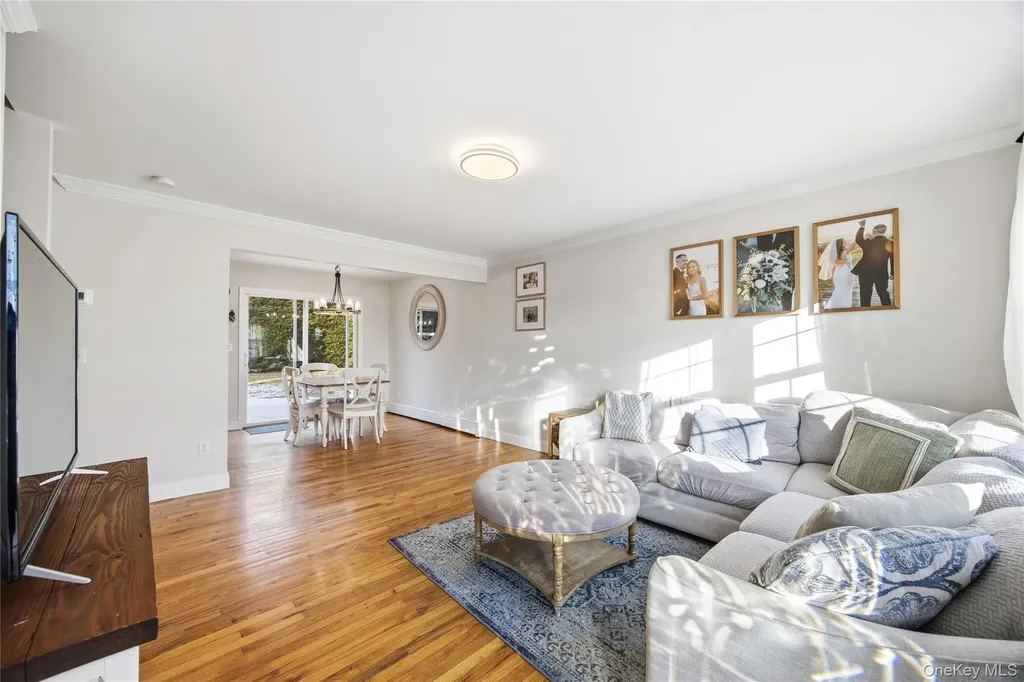 147 Ruth Street West Islip NY 11795