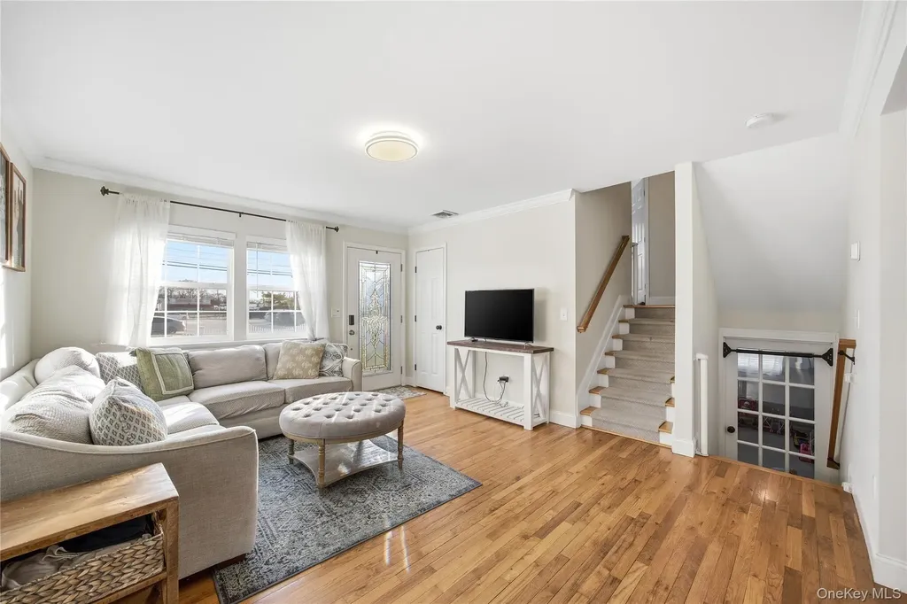 147 Ruth Street West Islip NY 11795