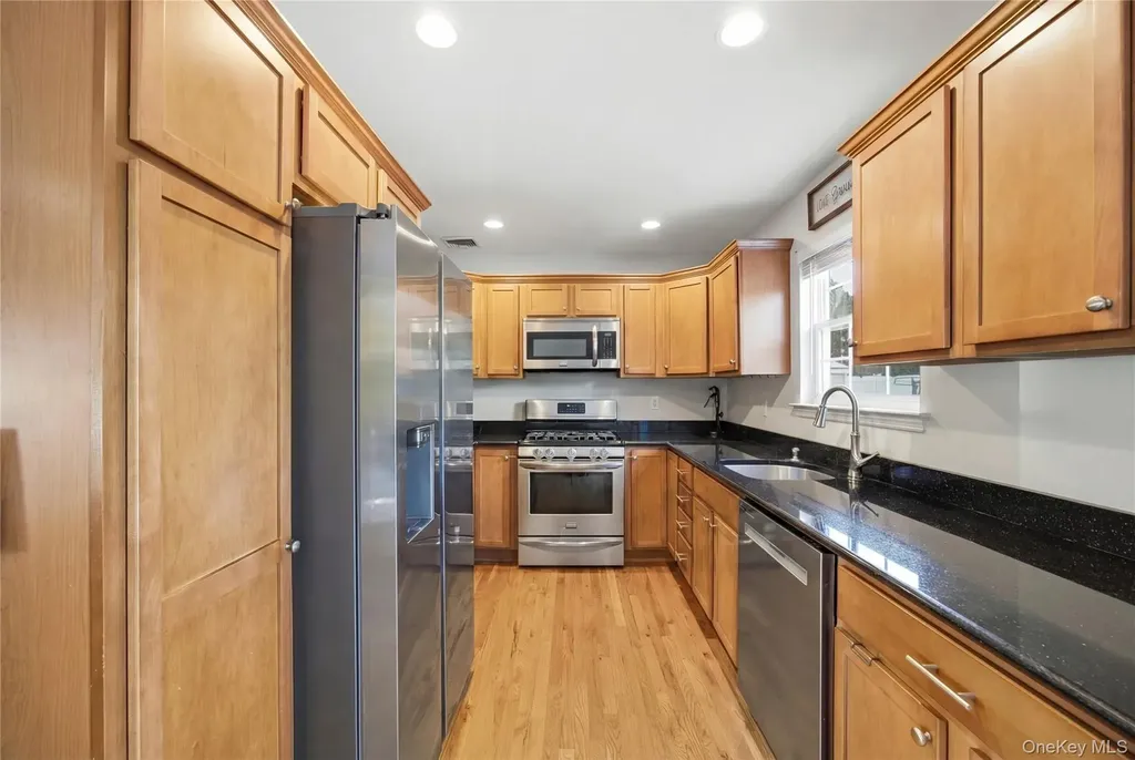 147 Ruth Street West Islip NY 11795
