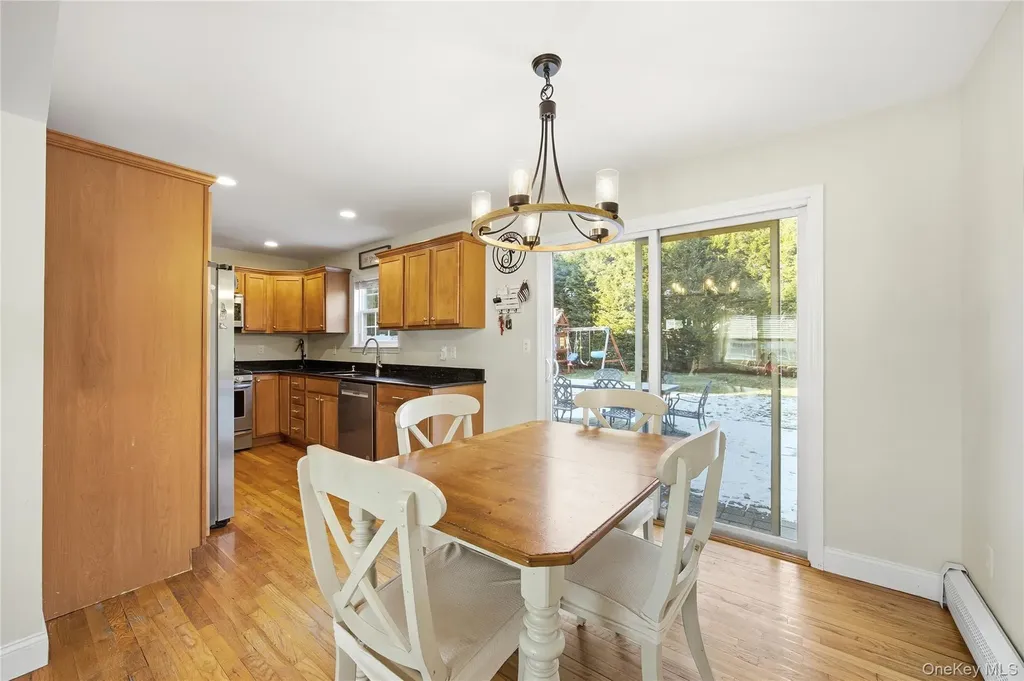 147 Ruth Street West Islip NY 11795