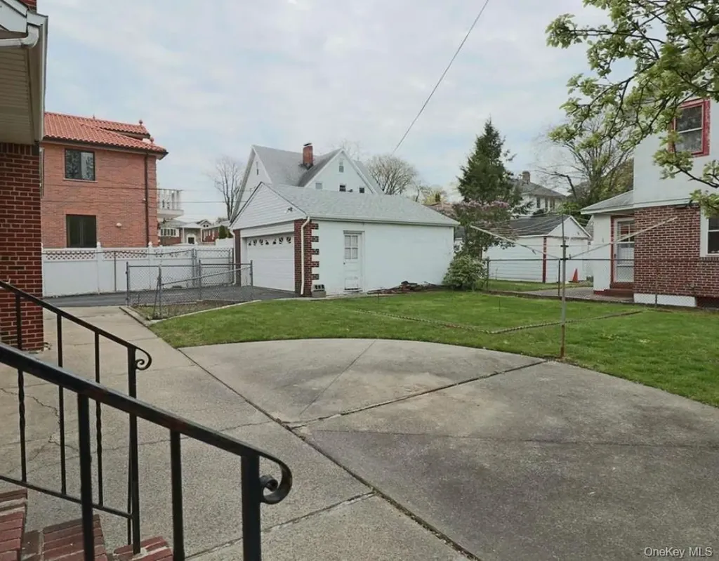 153-06 32nd Avenue Flushing NY 11354