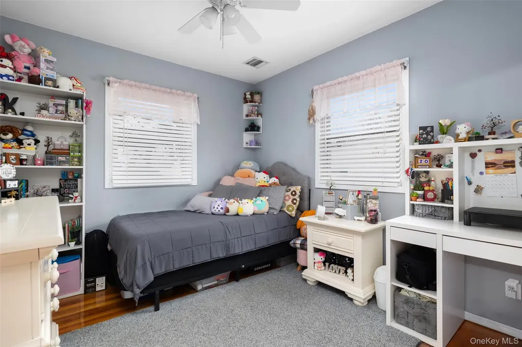 449 51st Street Lindenhurst NY 11757