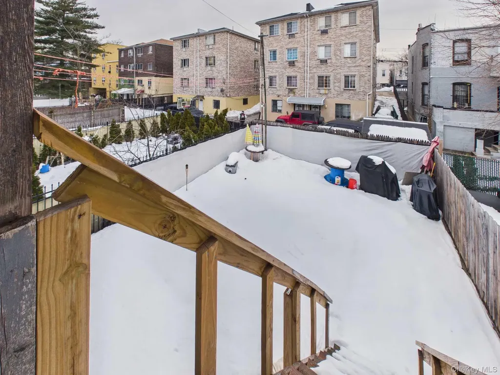 623 Baker Avenue Bronx NY 10460