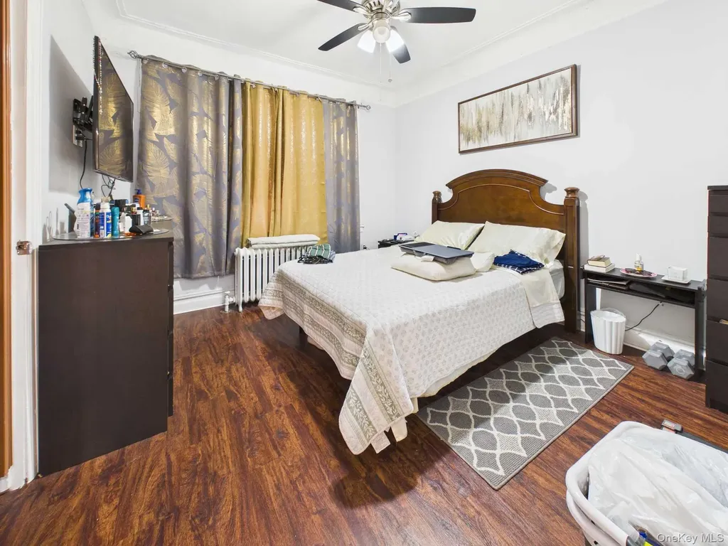 623 Baker Avenue Bronx NY 10460