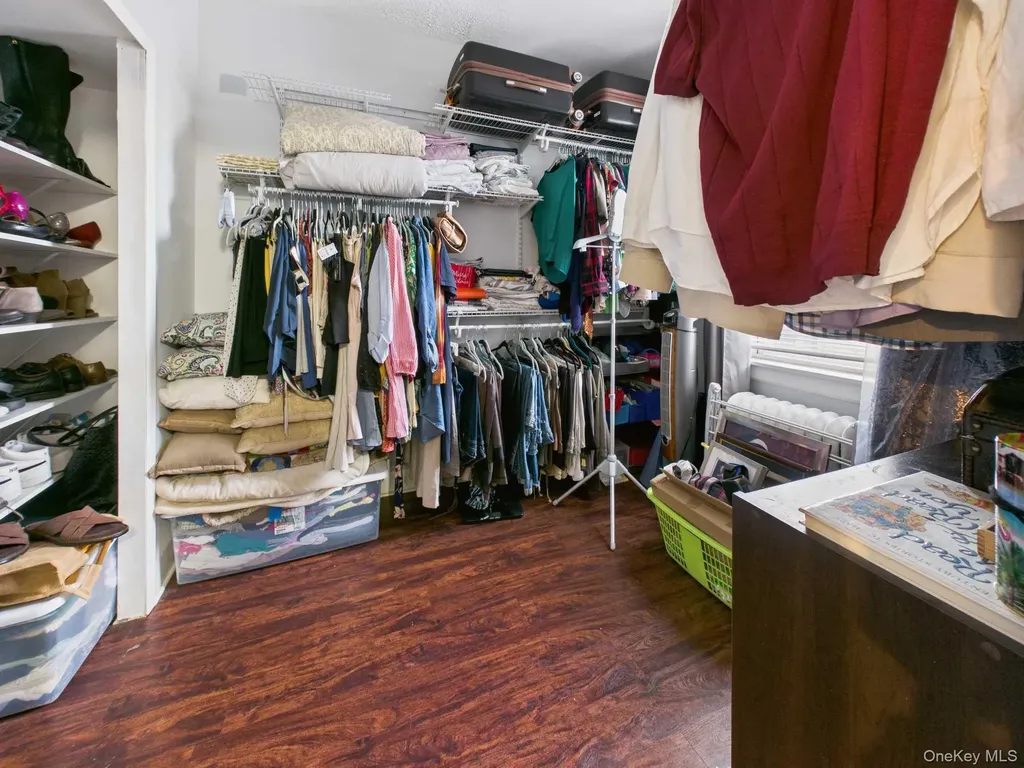 623 Baker Avenue Bronx NY 10460