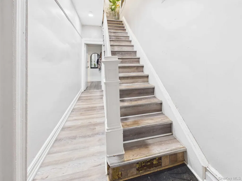 623 Baker Avenue Bronx NY 10460