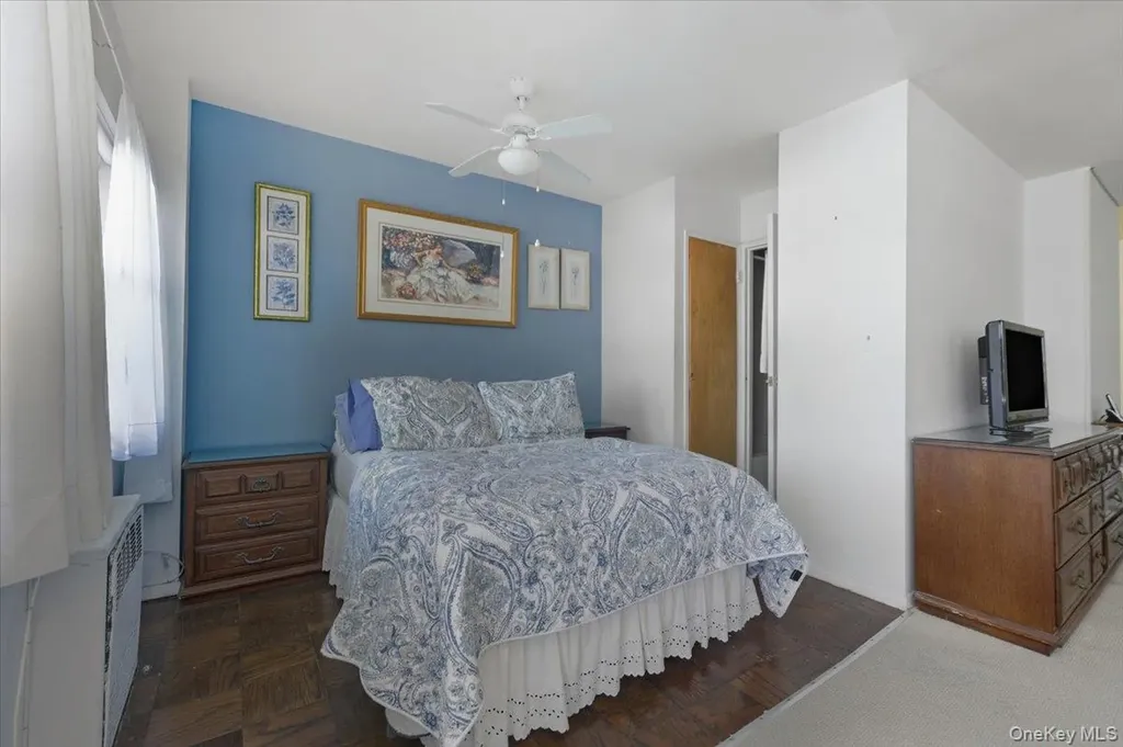 740 E Broadway Long Beach NY 11561