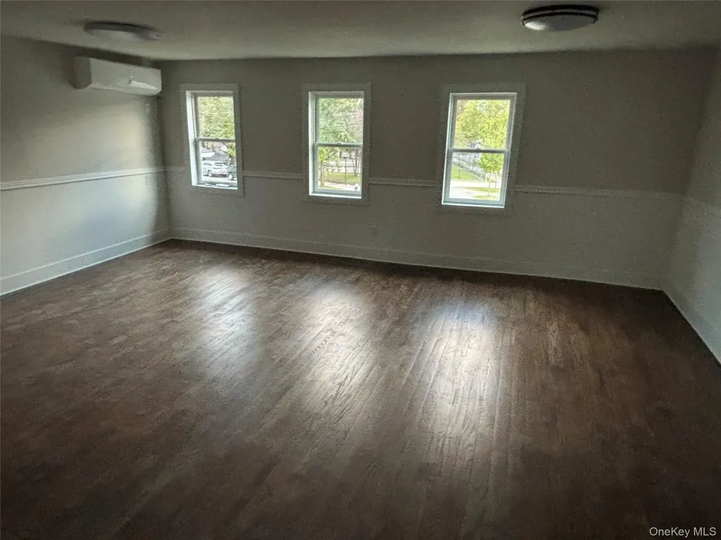 12315 Sutphin Boulevard Springfield Gardens NY 11434
