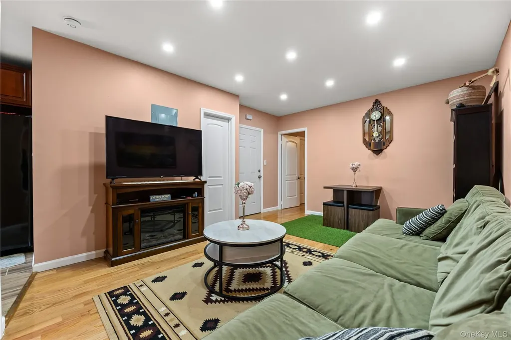 461 Miller Avenue Brooklyn NY 11207