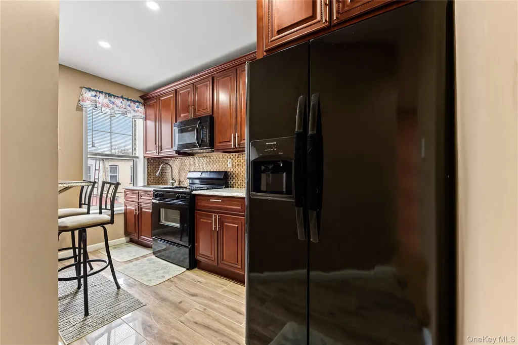 461 Miller Avenue Brooklyn NY 11207