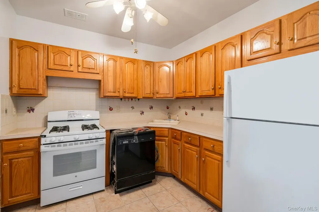 378 E 58th Street Brooklyn NY 11203