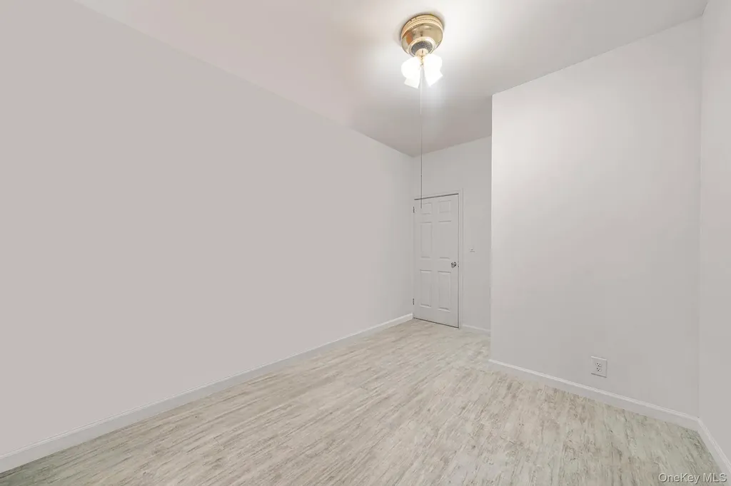 378 E 58th Street Brooklyn NY 11203