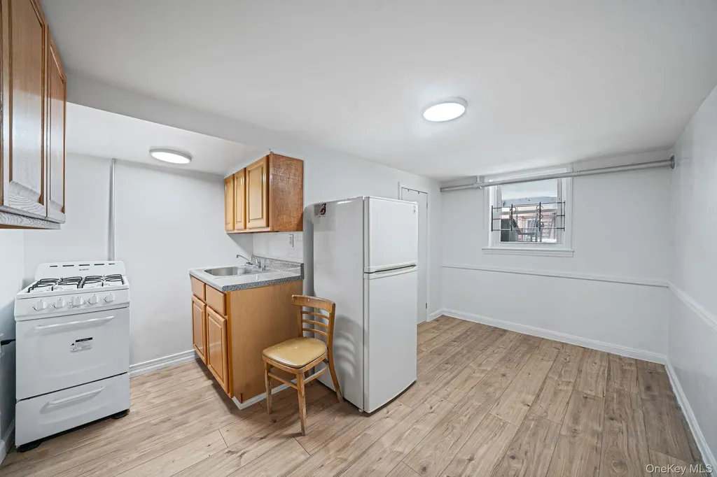 378 E 58th Street Brooklyn NY 11203
