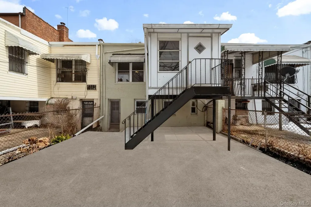 378 E 58th Street Brooklyn NY 11203