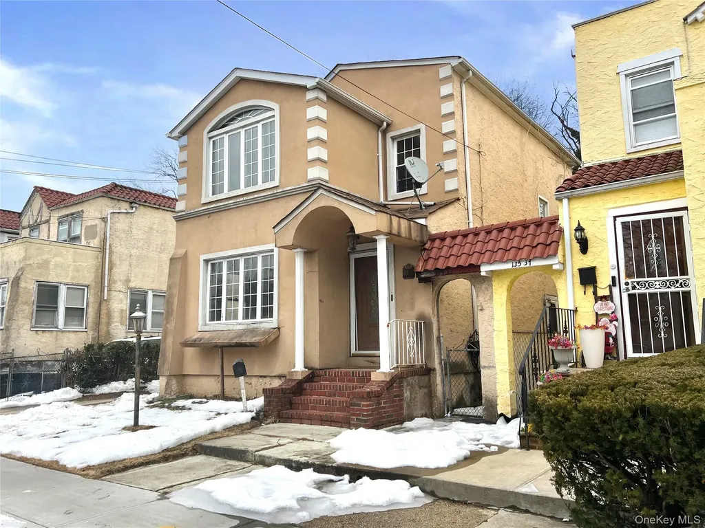 13533 234th Place Rosedale NY 11422
