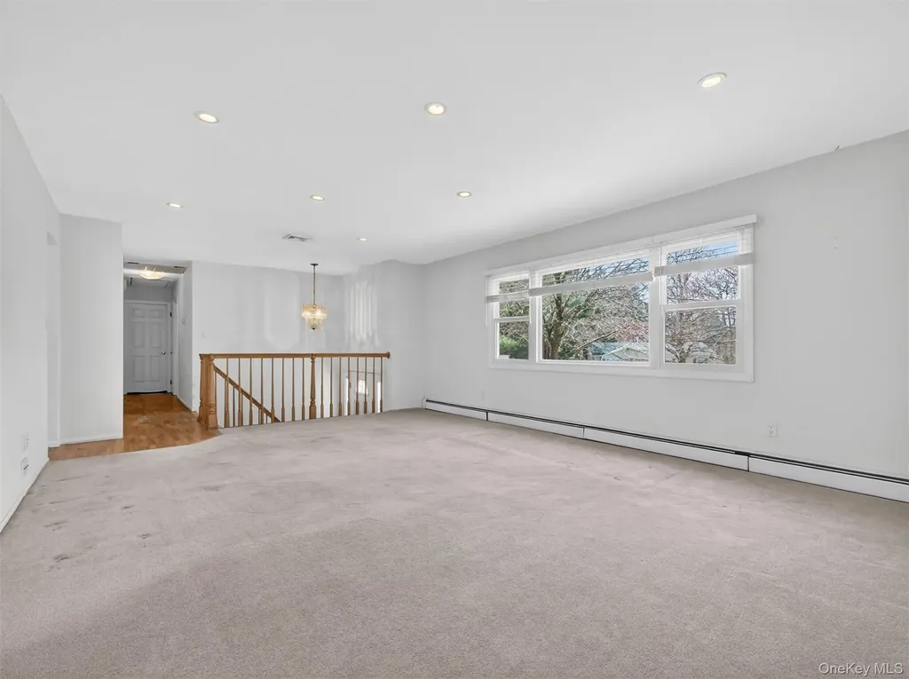 8 Hampton Road Airmont NY 10901