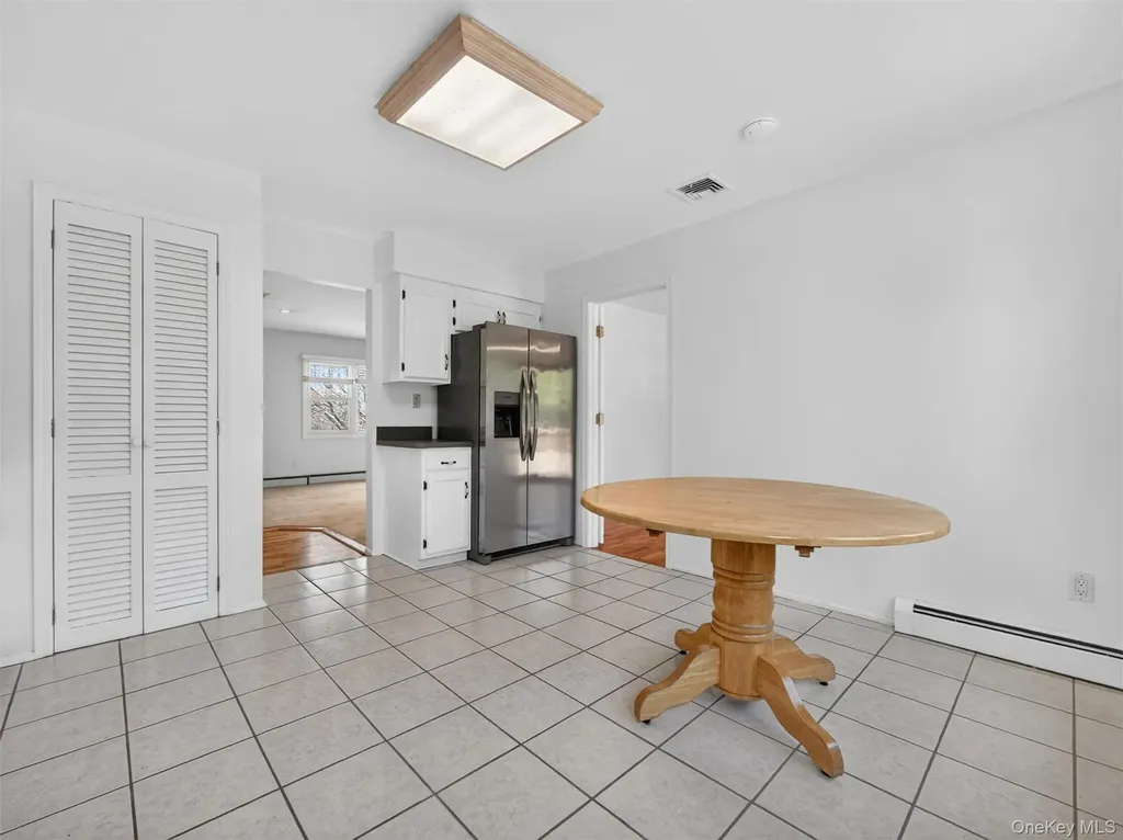 8 Hampton Road Airmont NY 10901