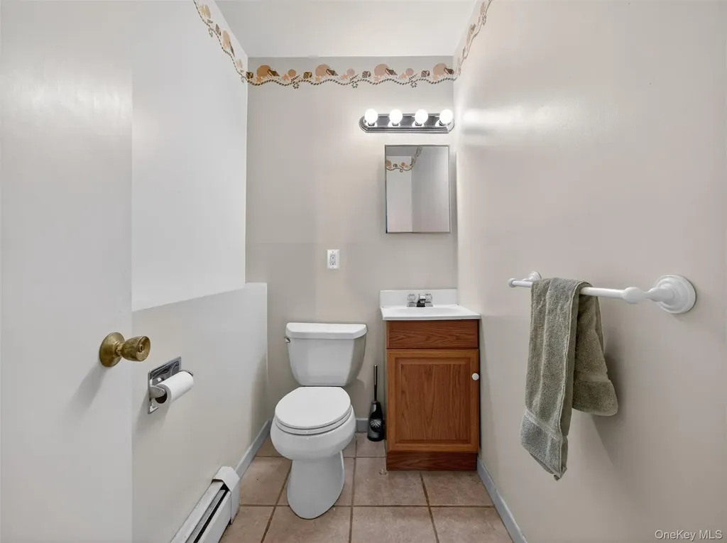 8 Hampton Road Airmont NY 10901
