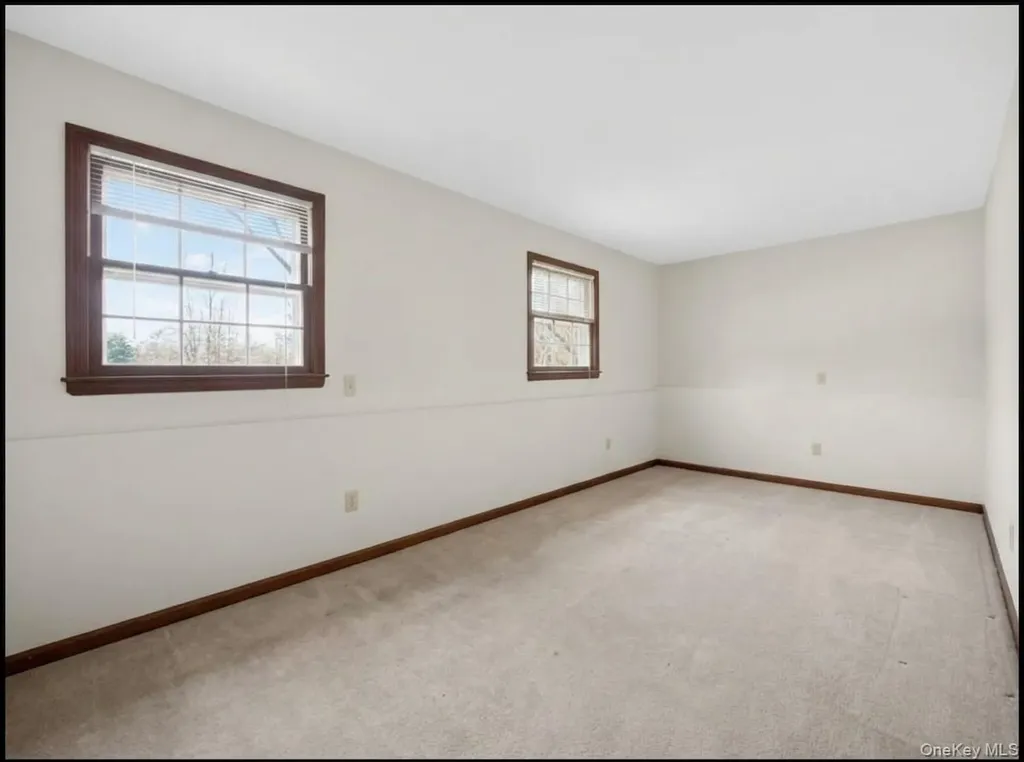 8 Hampton Road Airmont NY 10901