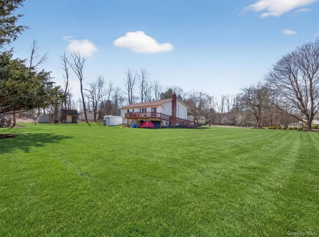 8 Hampton Road Airmont NY 10901