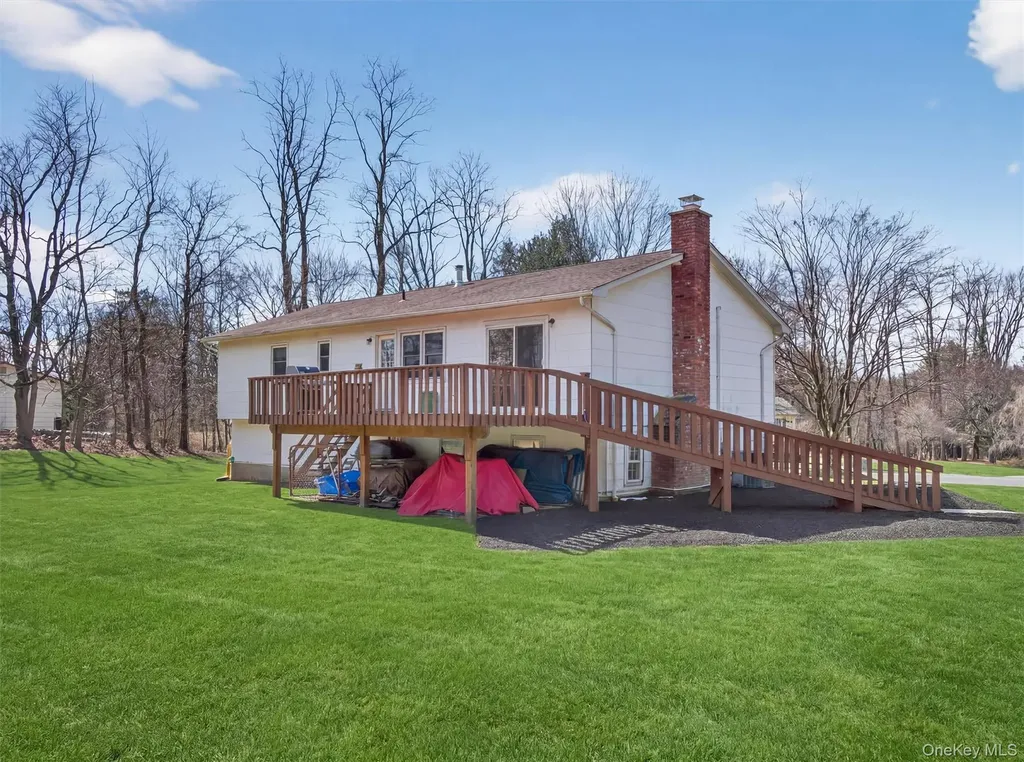 8 Hampton Road Airmont NY 10901