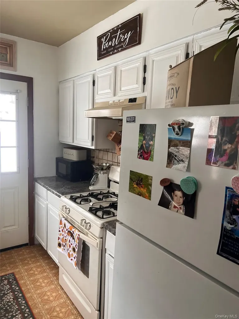 206 Lakeview Road Wappingers Falls NY 12590