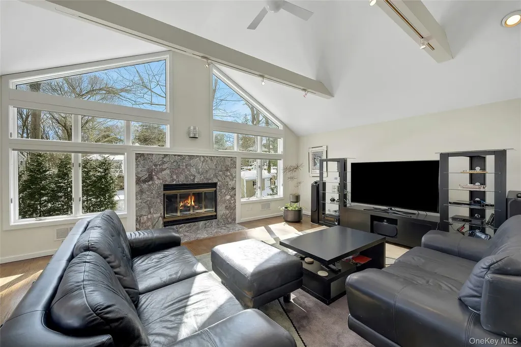 32 Penny Lane Scarsdale NY 10583
