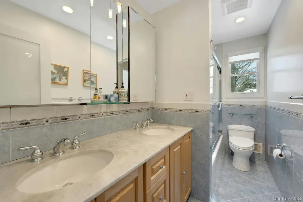 32 Penny Lane Scarsdale NY 10583