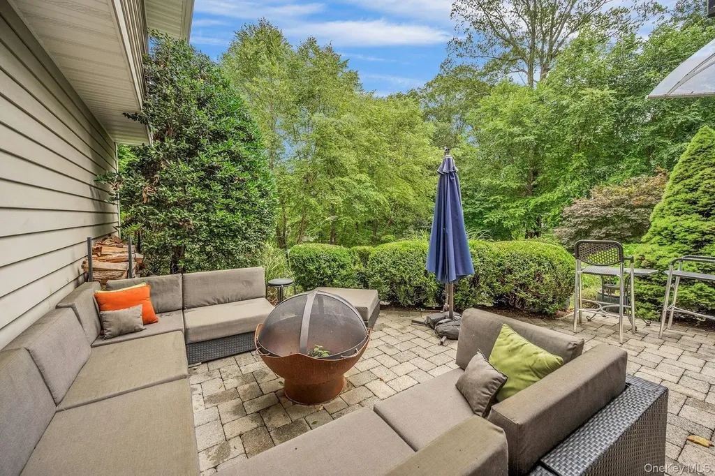 32 Penny Lane Scarsdale NY 10583