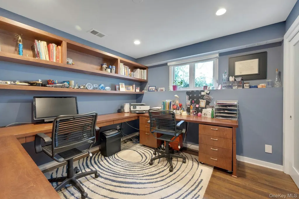 32 Penny Lane Scarsdale NY 10583