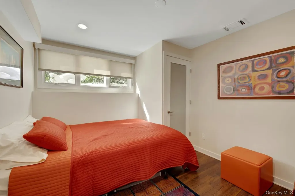 32 Penny Lane Scarsdale NY 10583