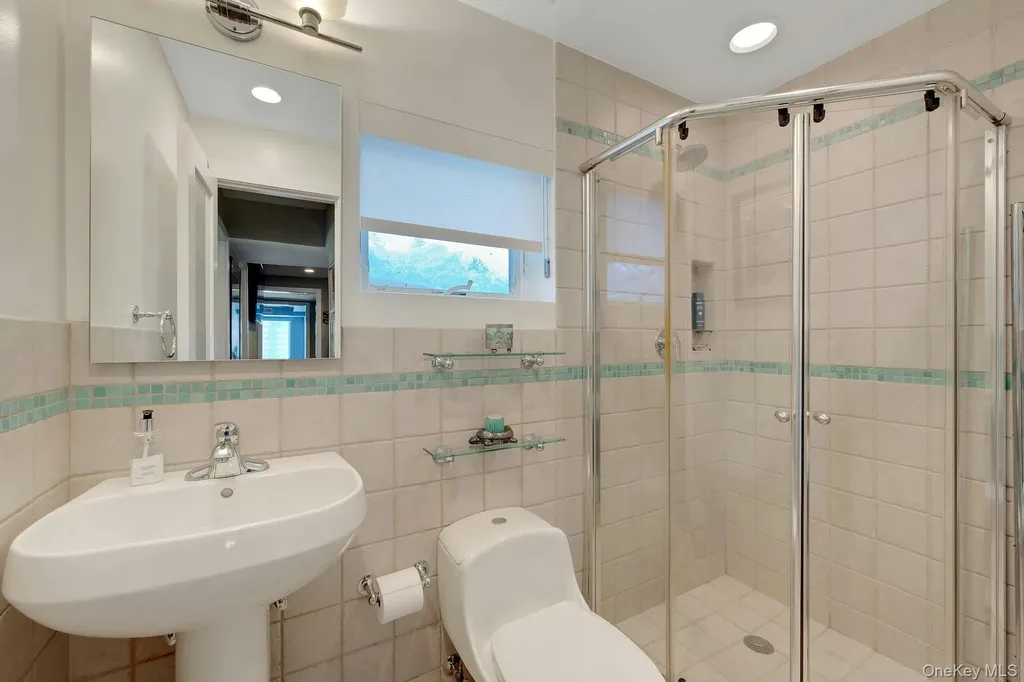 32 Penny Lane Scarsdale NY 10583