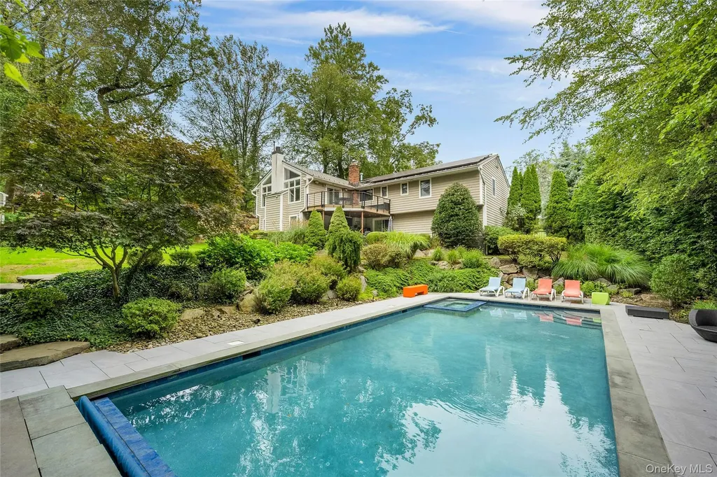 32 Penny Lane Scarsdale NY 10583
