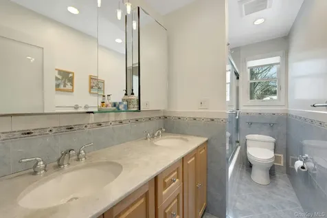 32 Penny Lane Scarsdale NY 10583