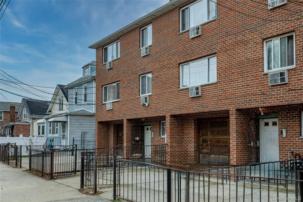 541 Edison Avenue Bronx NY 10465