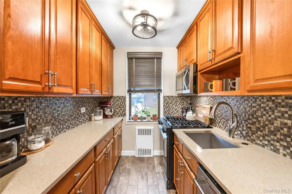 2140 Knapp Street Brooklyn NY 11229