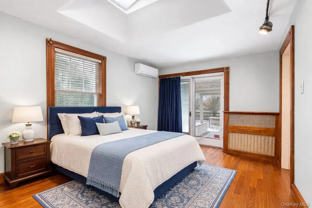 52 Marvin Lane Islip NY 11751