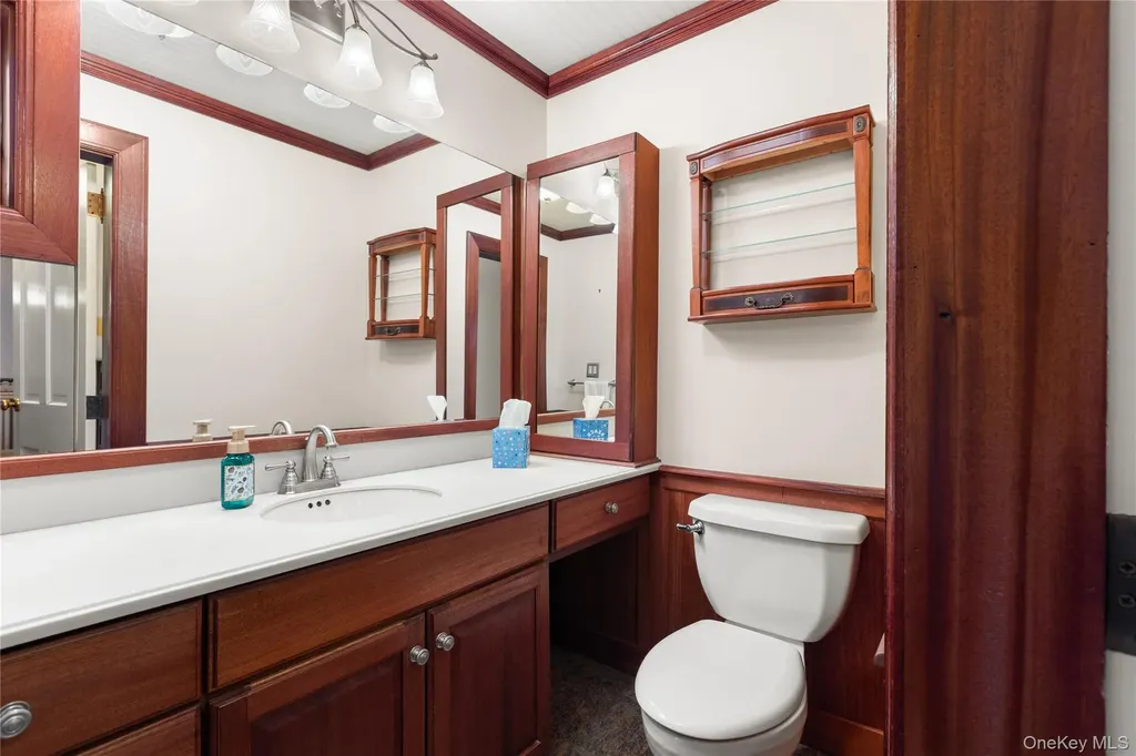 52 Marvin Lane Islip NY 11751