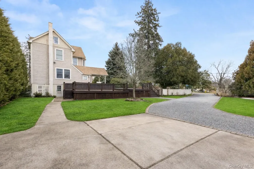 52 Marvin Lane Islip NY 11751