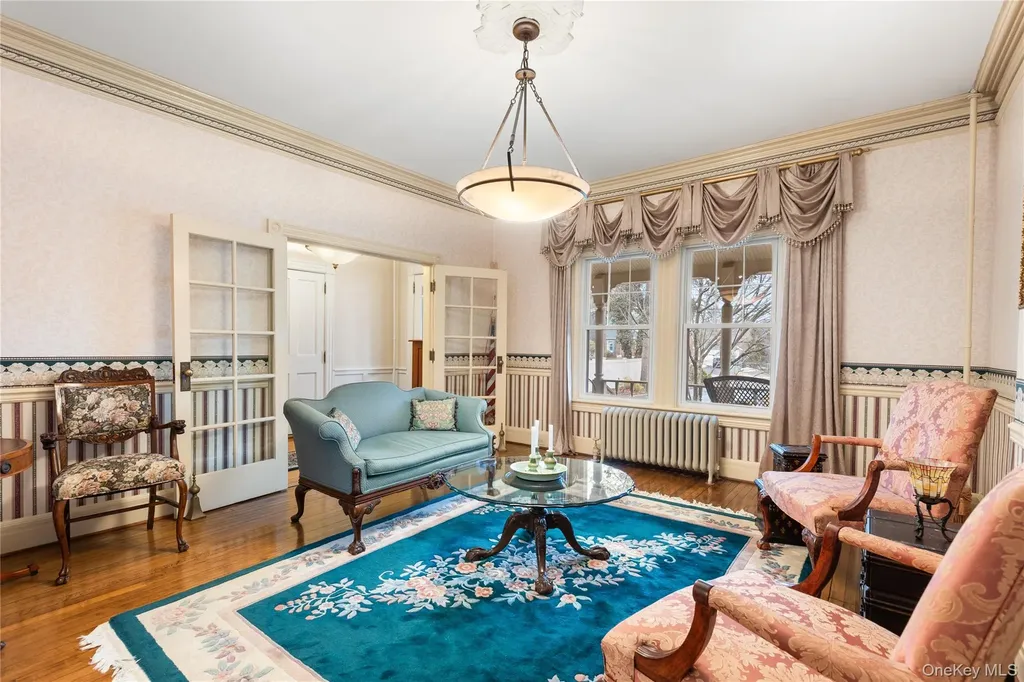 52 Marvin Lane Islip NY 11751