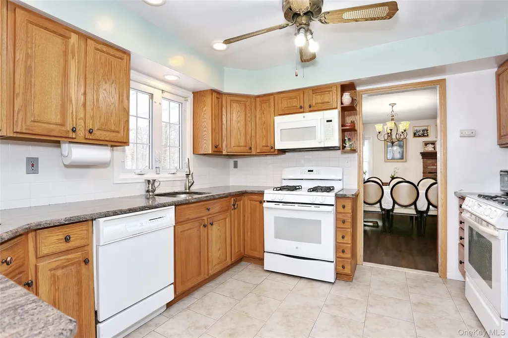 277 Saddle River Road Airmont NY 10952