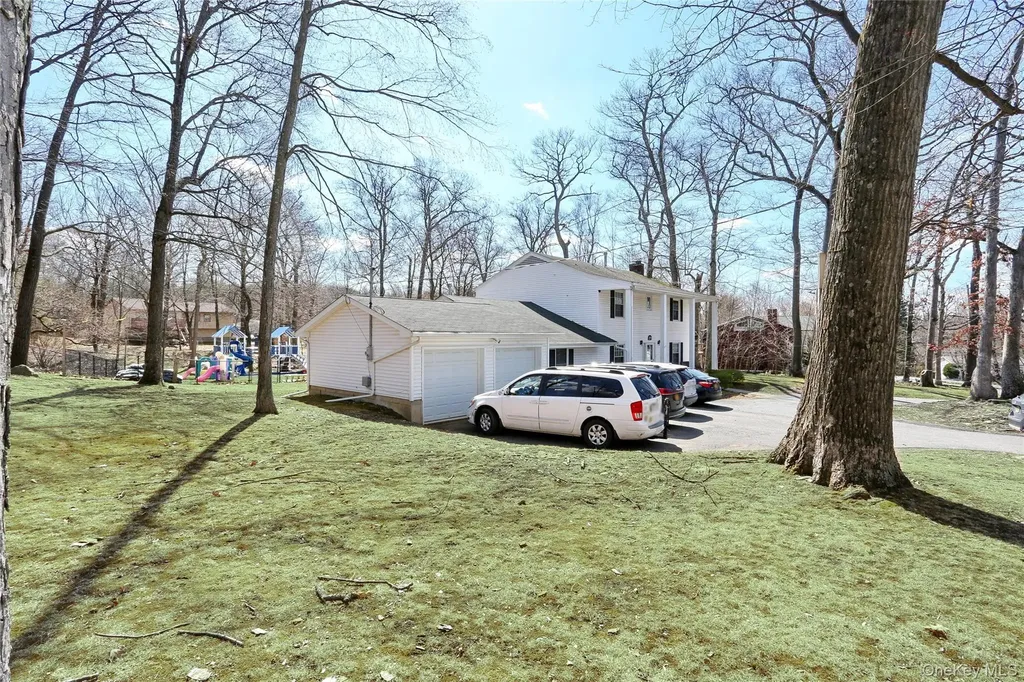 277 Saddle River Road Airmont NY 10952