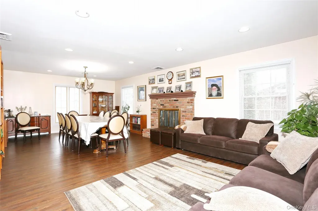 277 Saddle River Road Airmont NY 10952