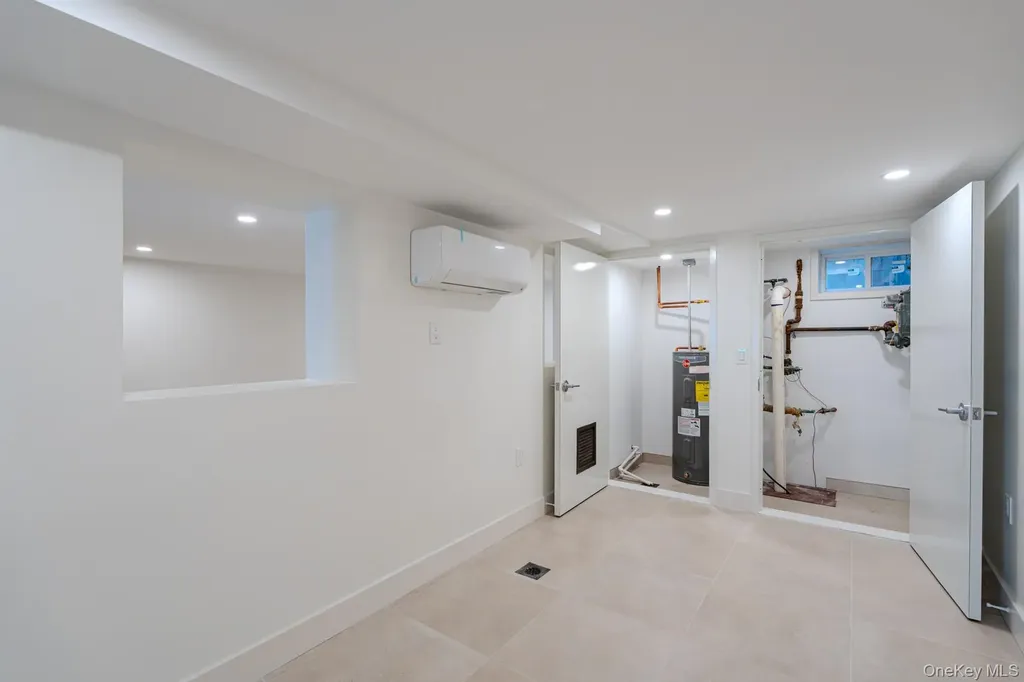 982 E 106th Street Brooklyn NY 11236